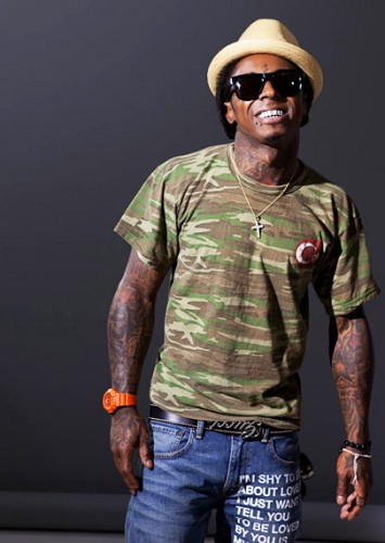 http://entertainmentrundown.com/wp-content/uploads/2011/08/Lil-Wayne-VMA-Promo-6-355x500.jpg