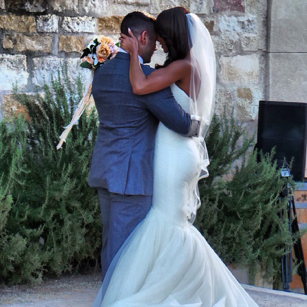 Denise Vasi Marries Anthony Mandler | Entertainment Rundown